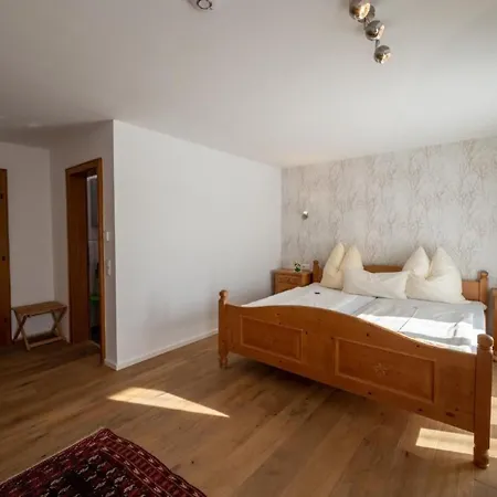 Residenz Zugspitzblick Mit 6 Schlafzimmern By Interhome