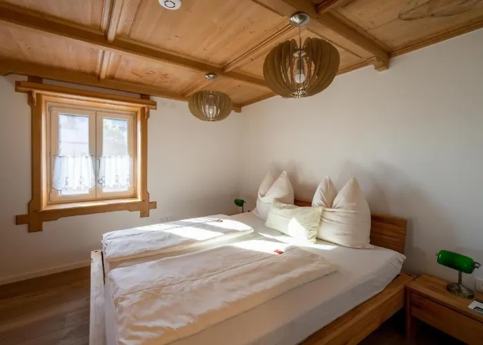 Residenz Zugspitzblick Mit 6 Schlafzimmern By Interhome
