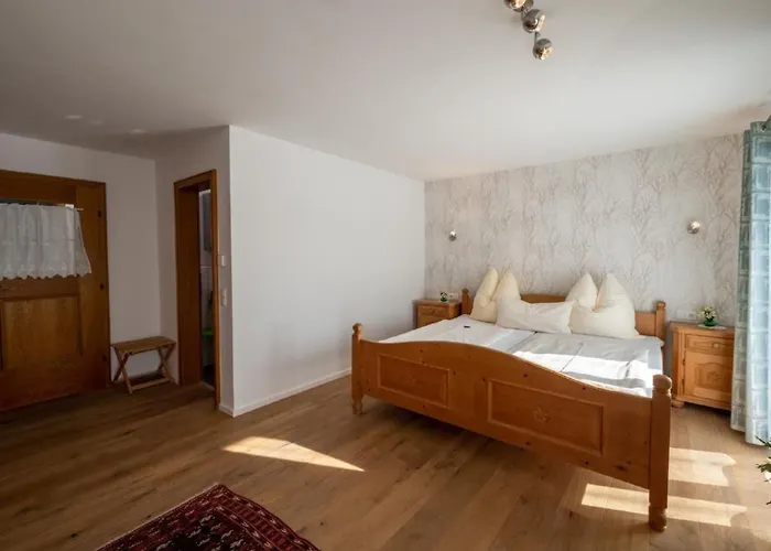 Residenz Zugspitzblick Mit 6 Schlafzimmern By Interhome