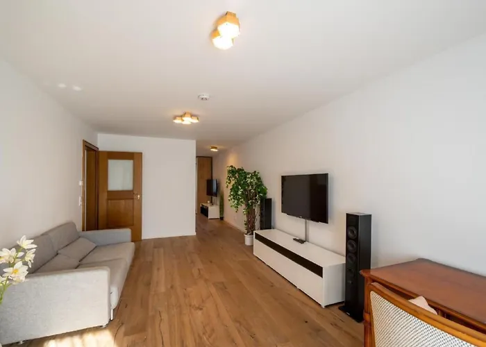 Residenz Zugspitzblick Mit 6 Schlafzimmern By Interhome *